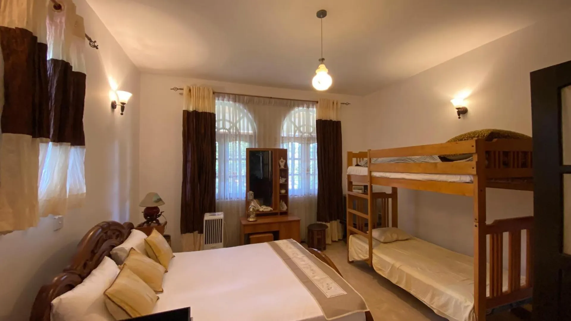 Rock House Villa Kandy